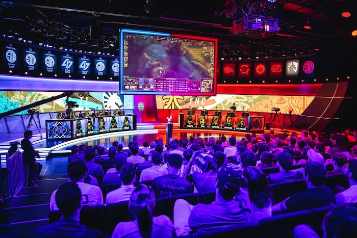 What Are The Outstanding Advantages Of Esport Betting?